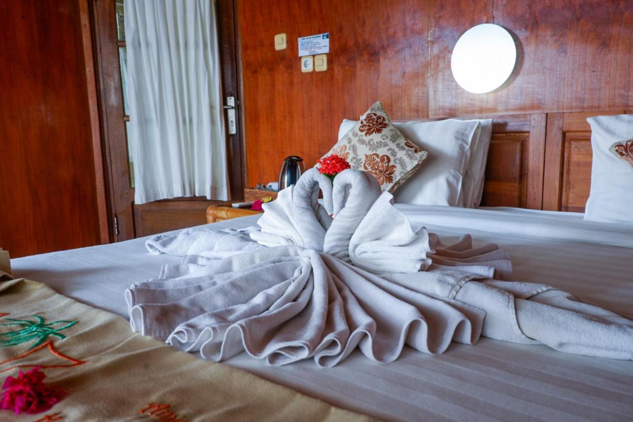 Amed Cafe & Hotel Kebun Wayan エクステリア 写真