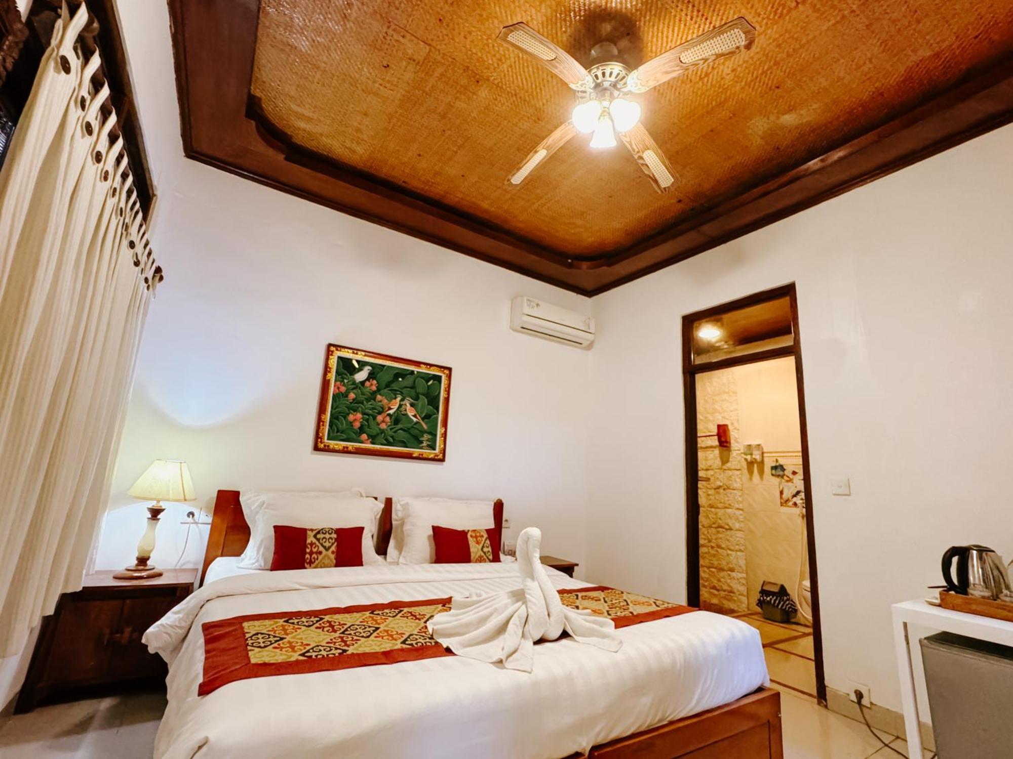 Amed Cafe & Hotel Kebun Wayan エクステリア 写真